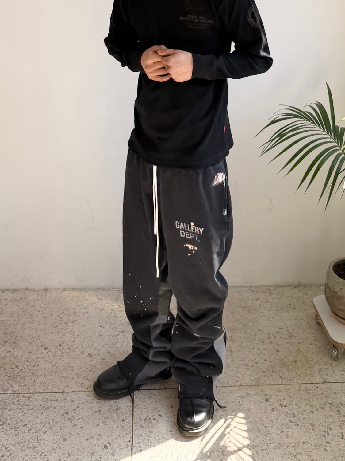 Gallery Dept 페인팅 디테일 플레어 스웻팬츠 상품이미지1