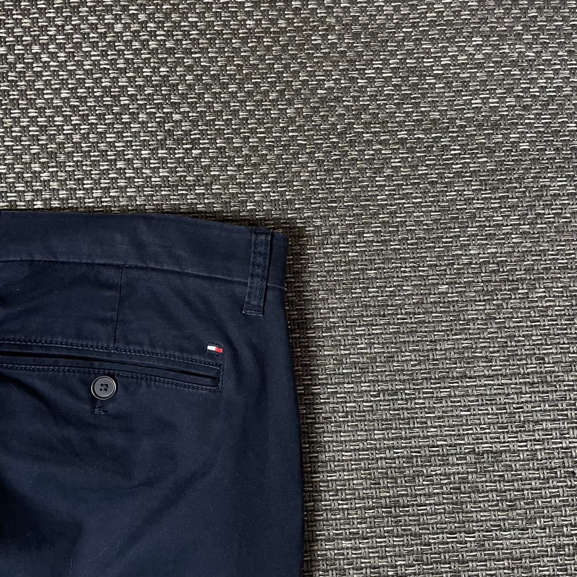 (36)타미힐피거 네이비 핀턱 스웨이드 코튼 팬츠 슬림핏 상품이미지4