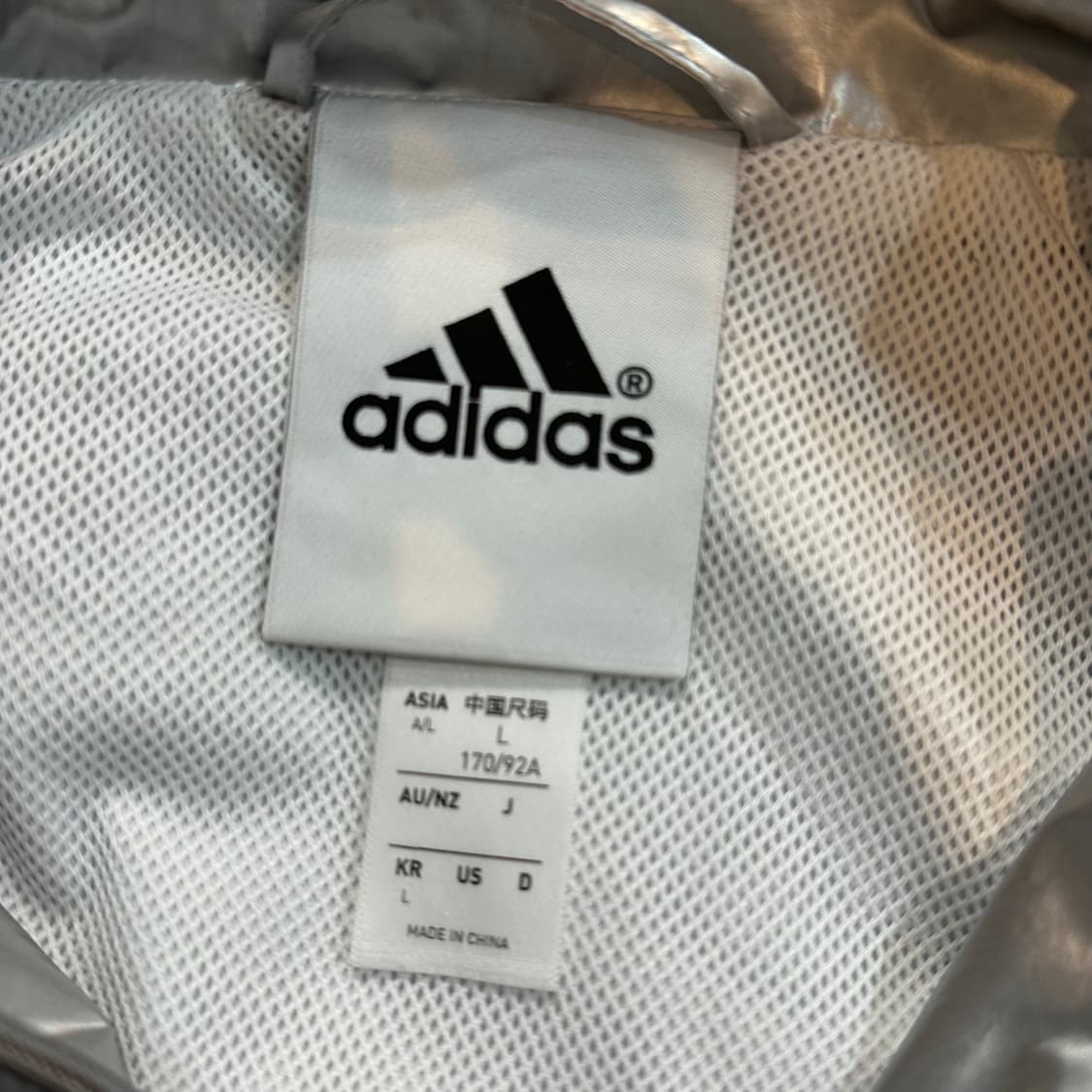 L 아디다스 아딜레니움 시즌 4 실버 트랙탑 상품이미지4