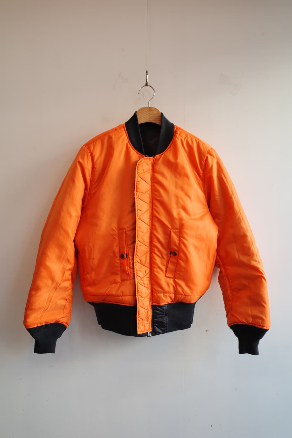 ALPHA INDUSTRIES 알파 인더스트리 MA-1 리버시블 항공점퍼 상품이미지9