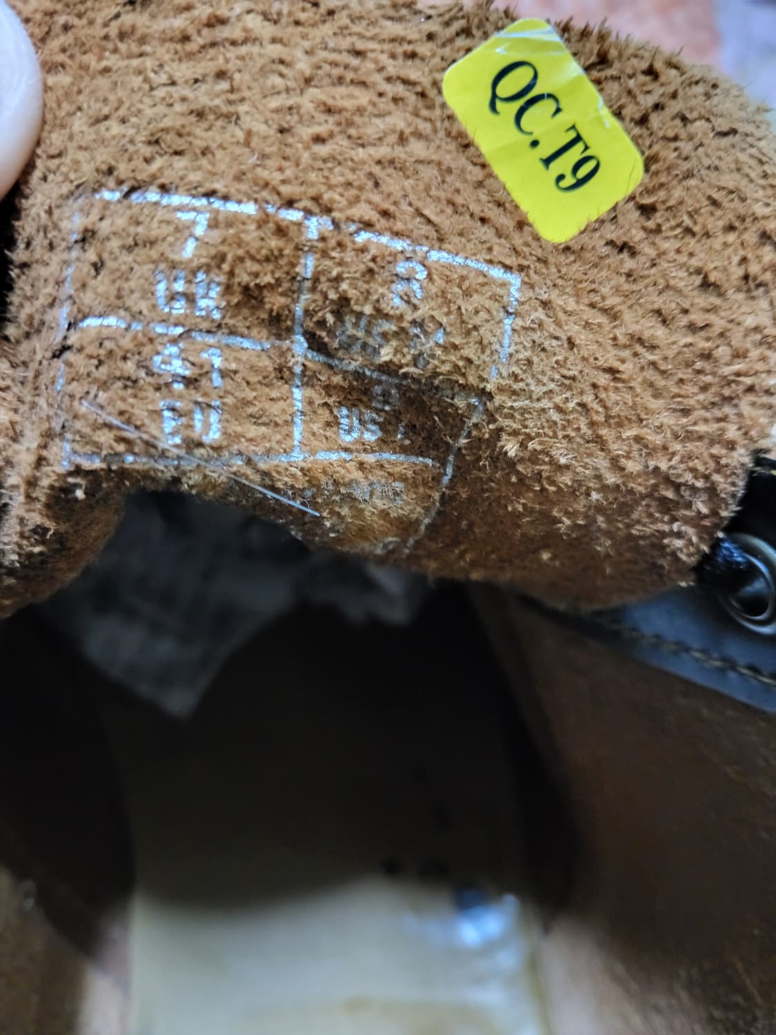 닥터마틴 처치5홀 부츠 260사이즈  상품이미지3