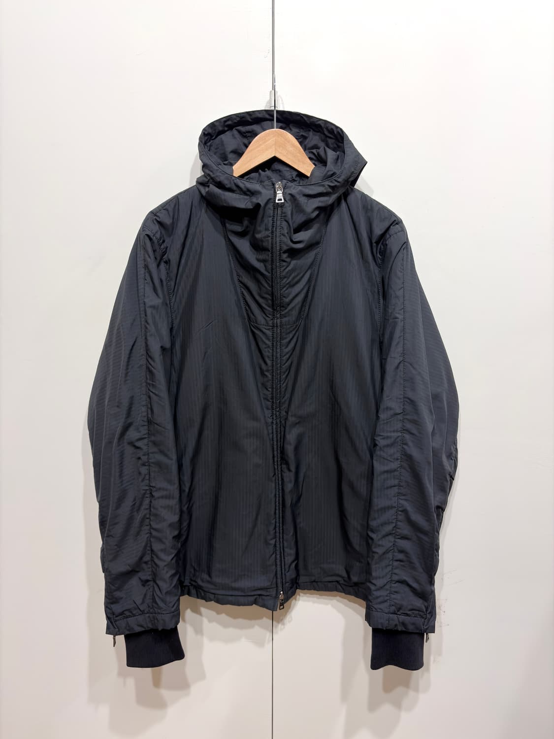 프라다 리나일론 후드 자켓 상품이미지1