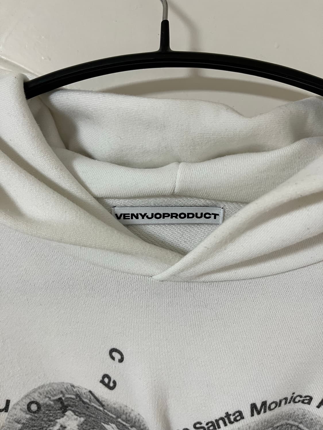 베니조 프로덕트 후드티 상품이미지3