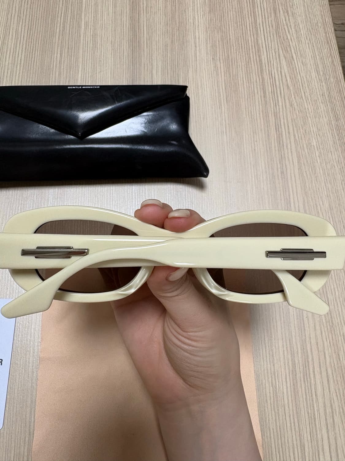 젠틀몬스터 탐부 상품이미지3