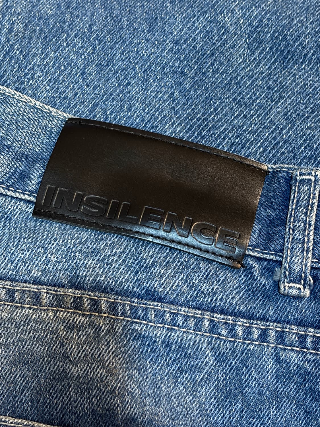 [L] 인사일런스 INSILENCE 라이트 워싱 스트레이트 팬츠 4.5 상품이미지5