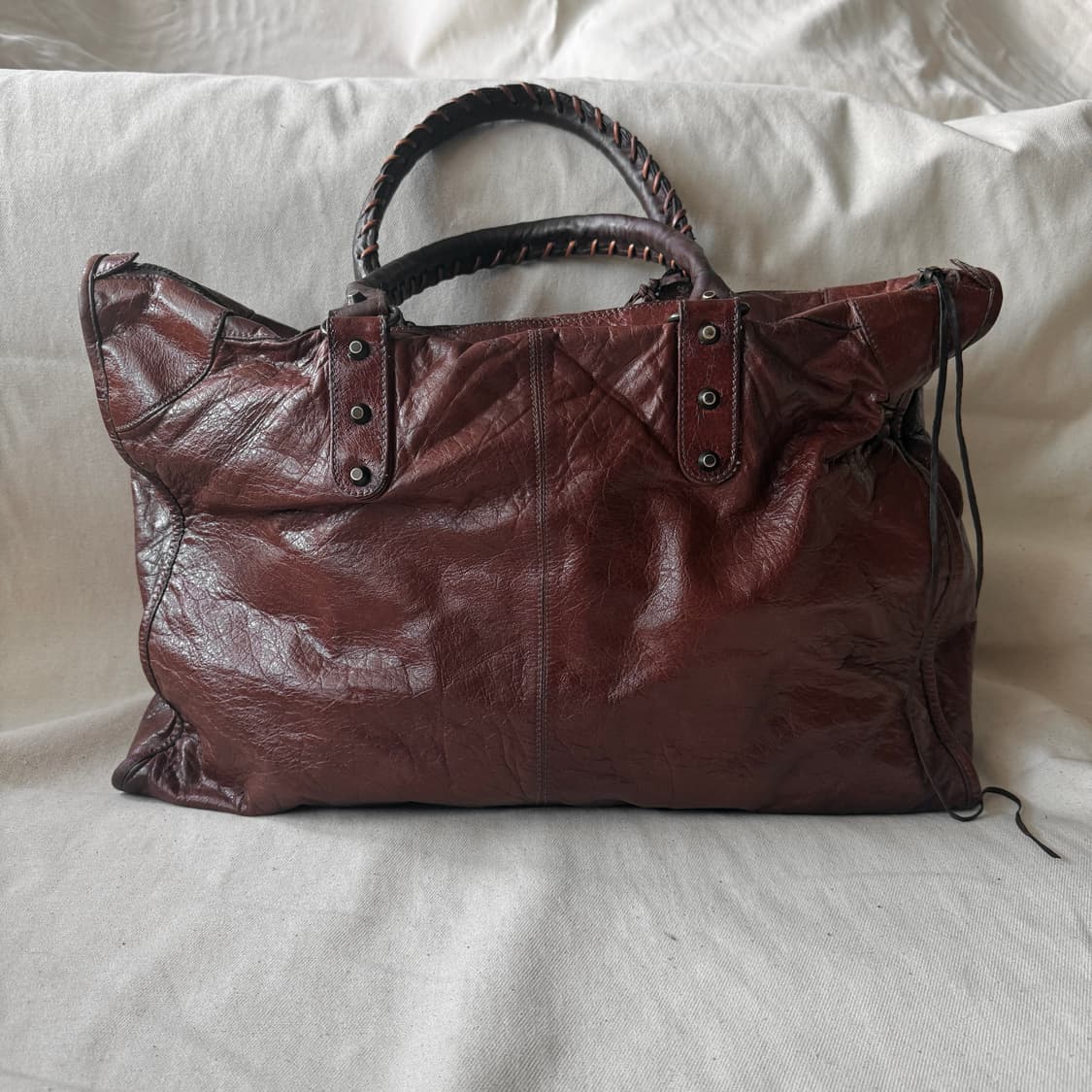 발렌시아가 르 시티 모터백 XL 위켄더 상품이미지2