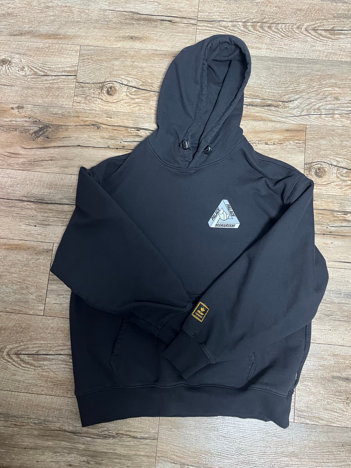 팔라스 x 마하리시 후드 블랙 - 25SS L사이즈 상품이미지1