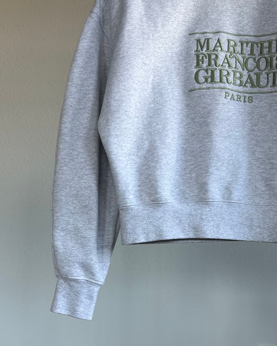 [S]마리떼 프랑소와 저버 여성 크롭 맨투맨 상품이미지3