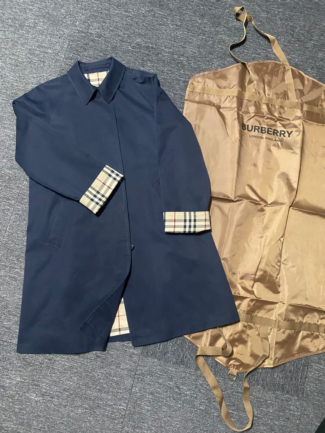 [옷정리]시그니처 노바체크 버버리 트렌치코트 급처 상품이미지3