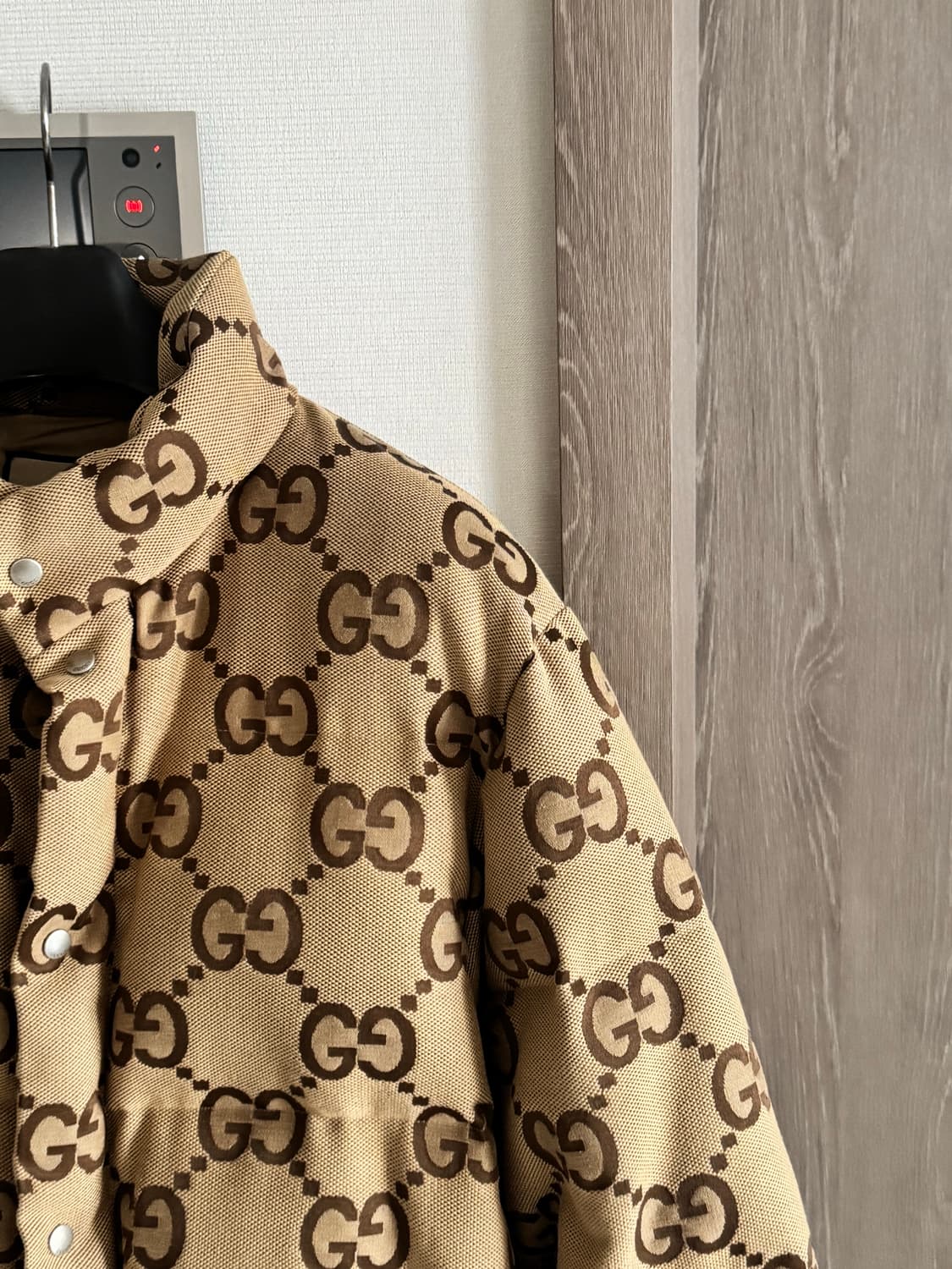 구찌 GG 자카드 캔버스 패딩 52사이즈 상품이미지3