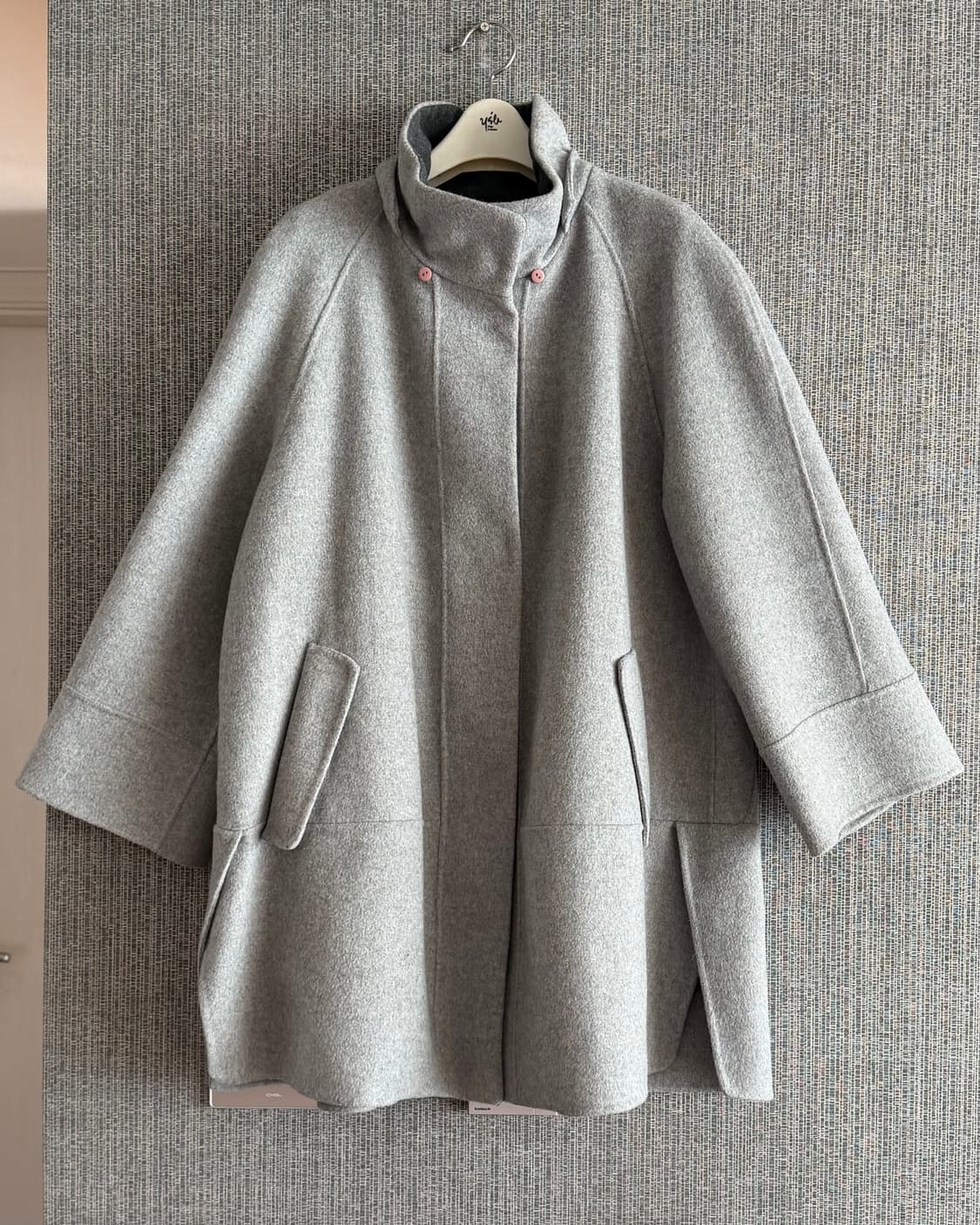 더아이잣 폭스 퍼 여우털 후드 탈부착 그레이 울 블렌드 케이프 코트 망토 상품이미지8