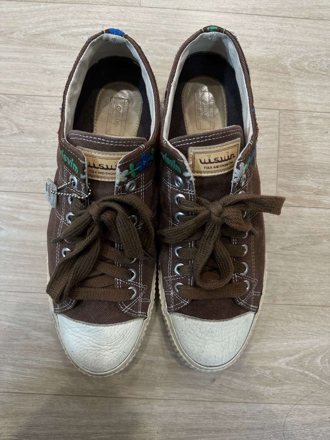 비즈빔 플라워자수 스니커즈 상품이미지2