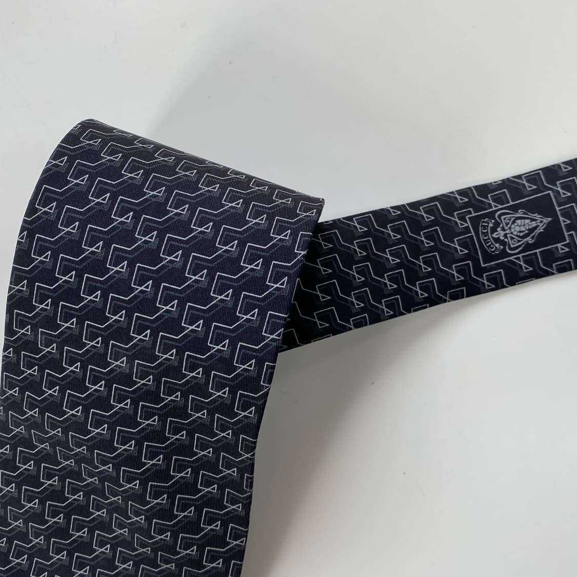 구찌(GUCCI) G모노그램 명품 정품 블랙넥타이 상품이미지4