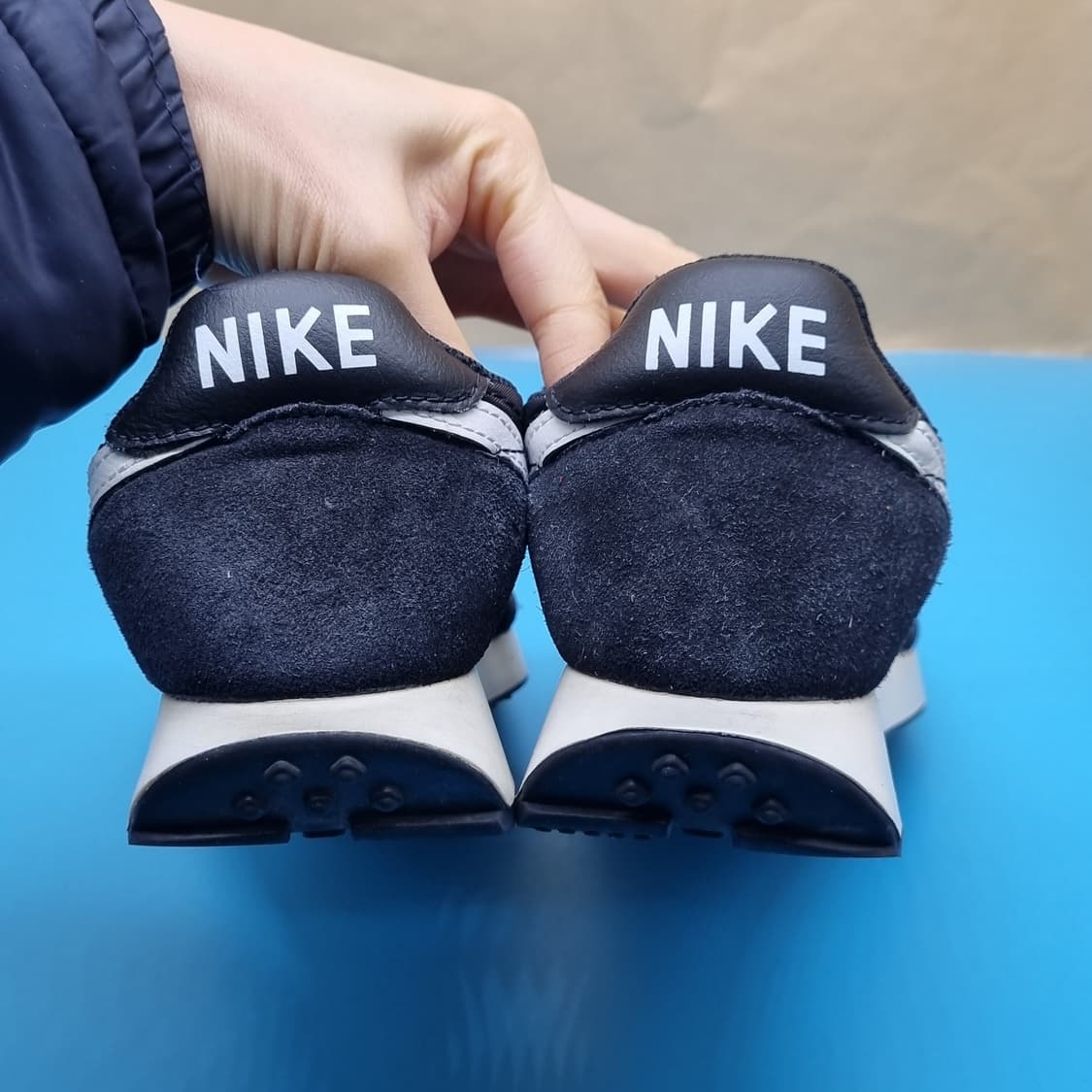 나이키 테일윈드79 검흰 운동화240 상품이미지4