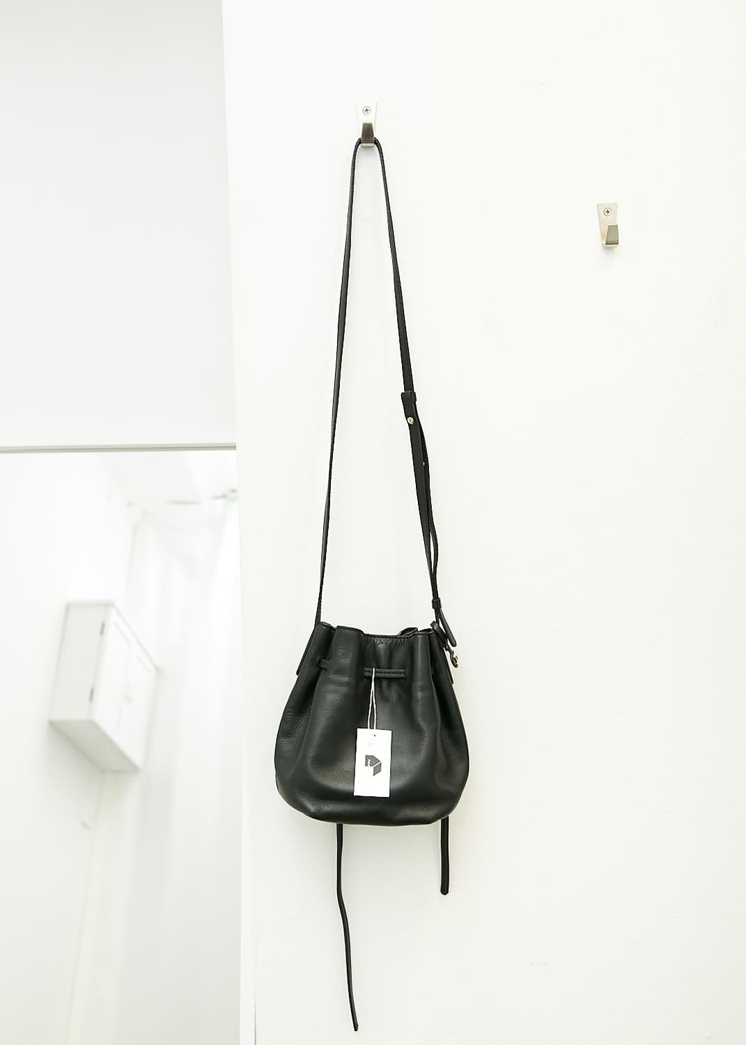 Leather Bucket Bag 상품이미지3