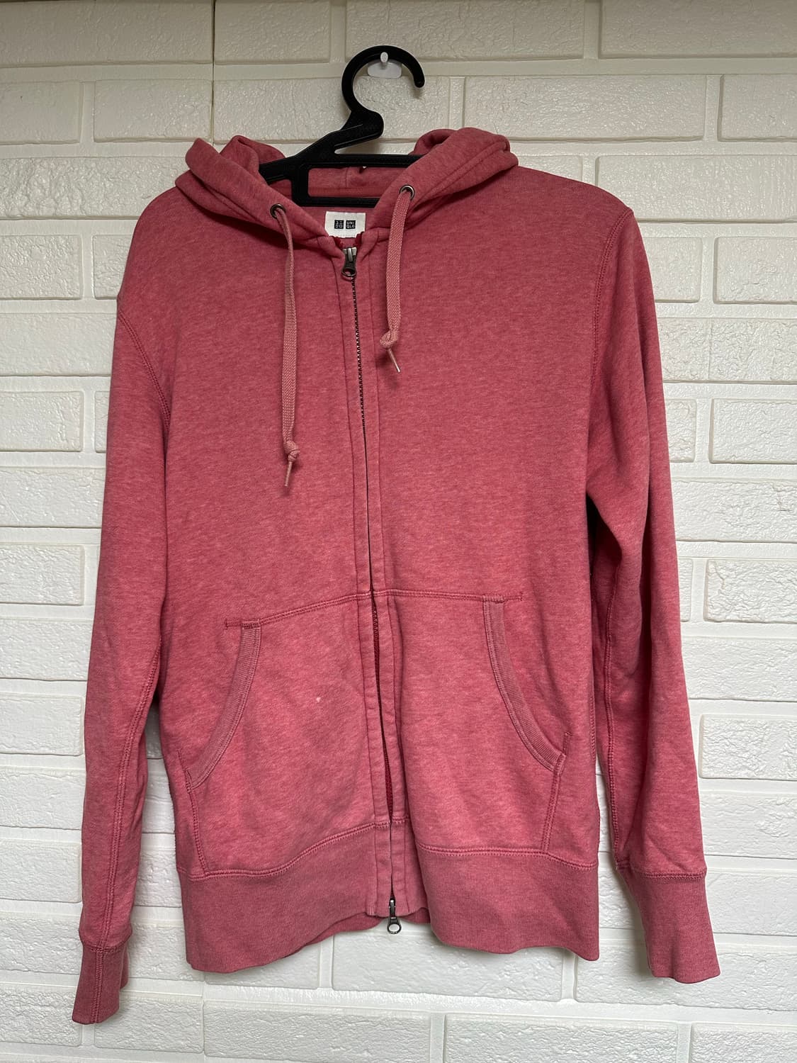 일본 유니클로 핑크 후드집업 상품이미지1