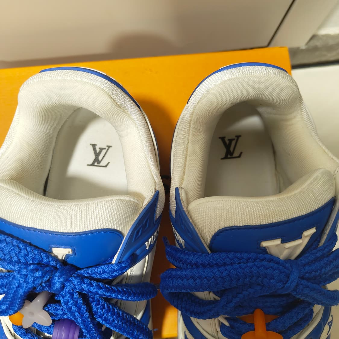 루이비통 맥시 트레이너 10 상품이미지4