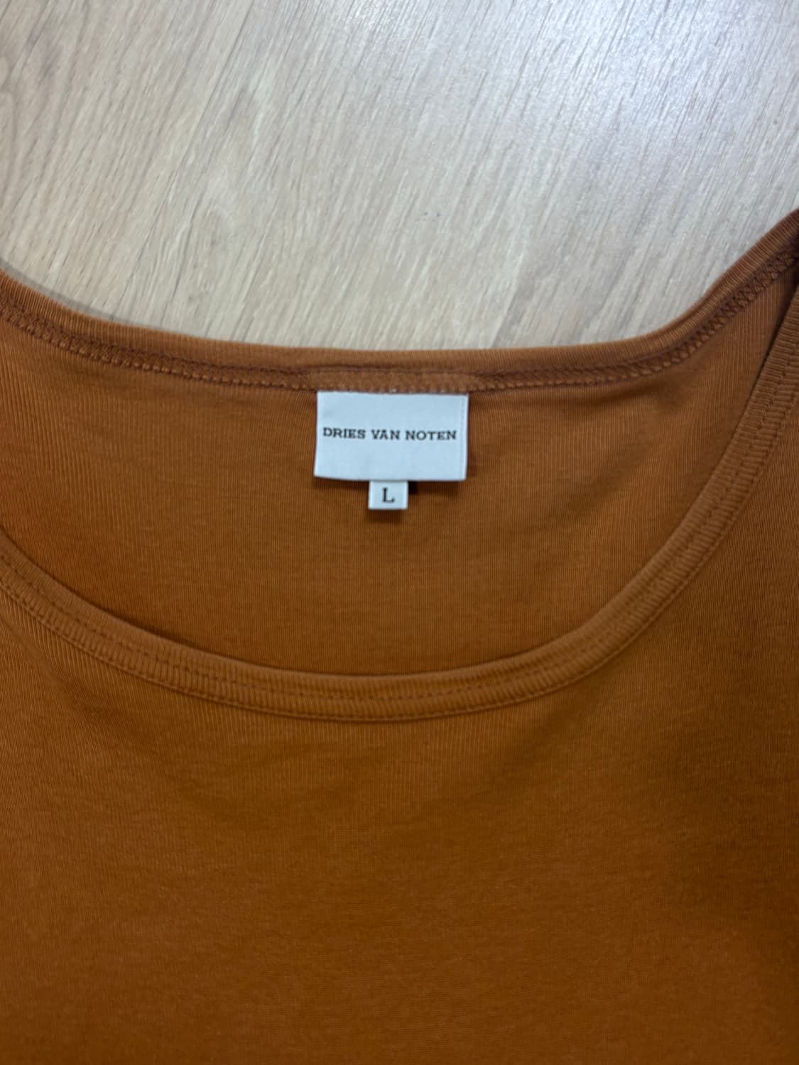 드리스반노튼 슬리브리스 상품이미지3