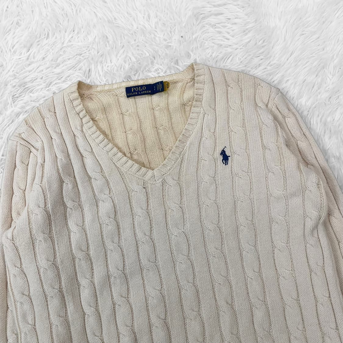 폴로 랄프로렌 포니 로고 브이넥 케이블 니트 베이지 상품이미지3