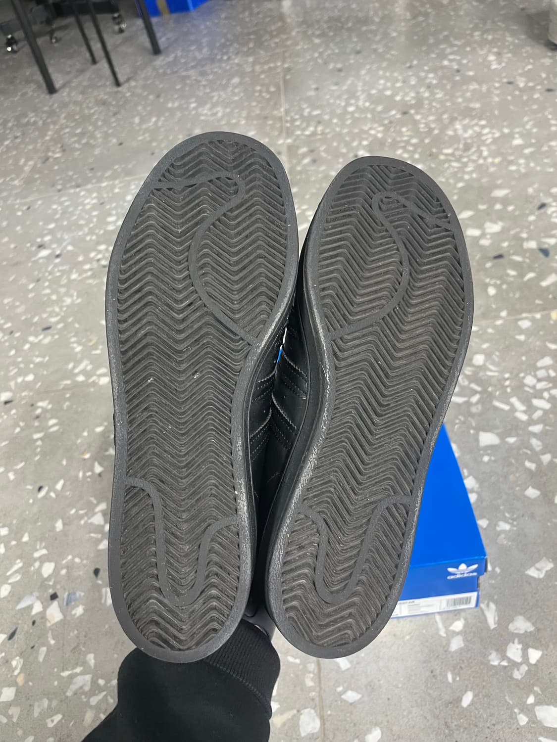 아디다스 슈퍼스타 올블랙  상품이미지3