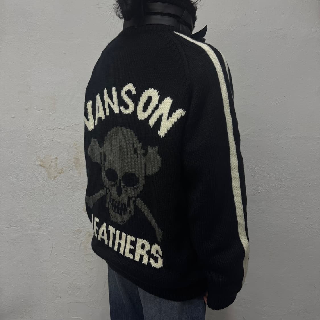 VANSON 블랙컬러 양면 로고 하이넥 코위찬 집업 니트 자켓 상품이미지2