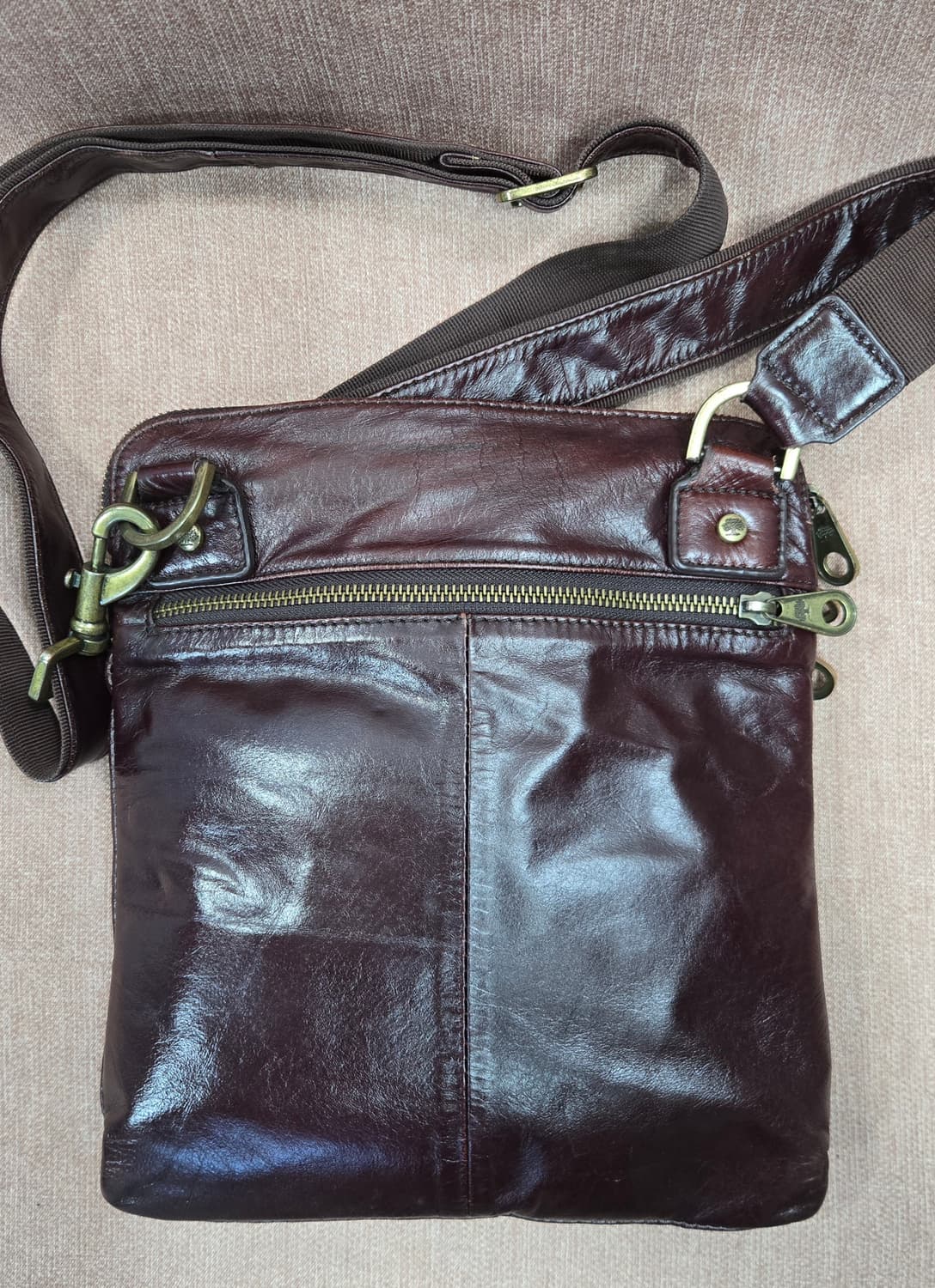 소가죽 브라운 크로스백 앤틱메탈 상품이미지4