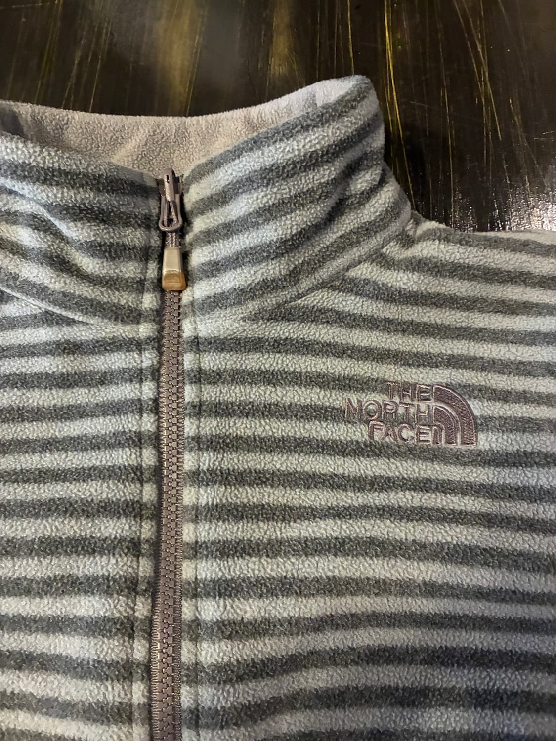 95) 노스페이스 스트라이프 플리스 자켓 그레이 상품이미지2