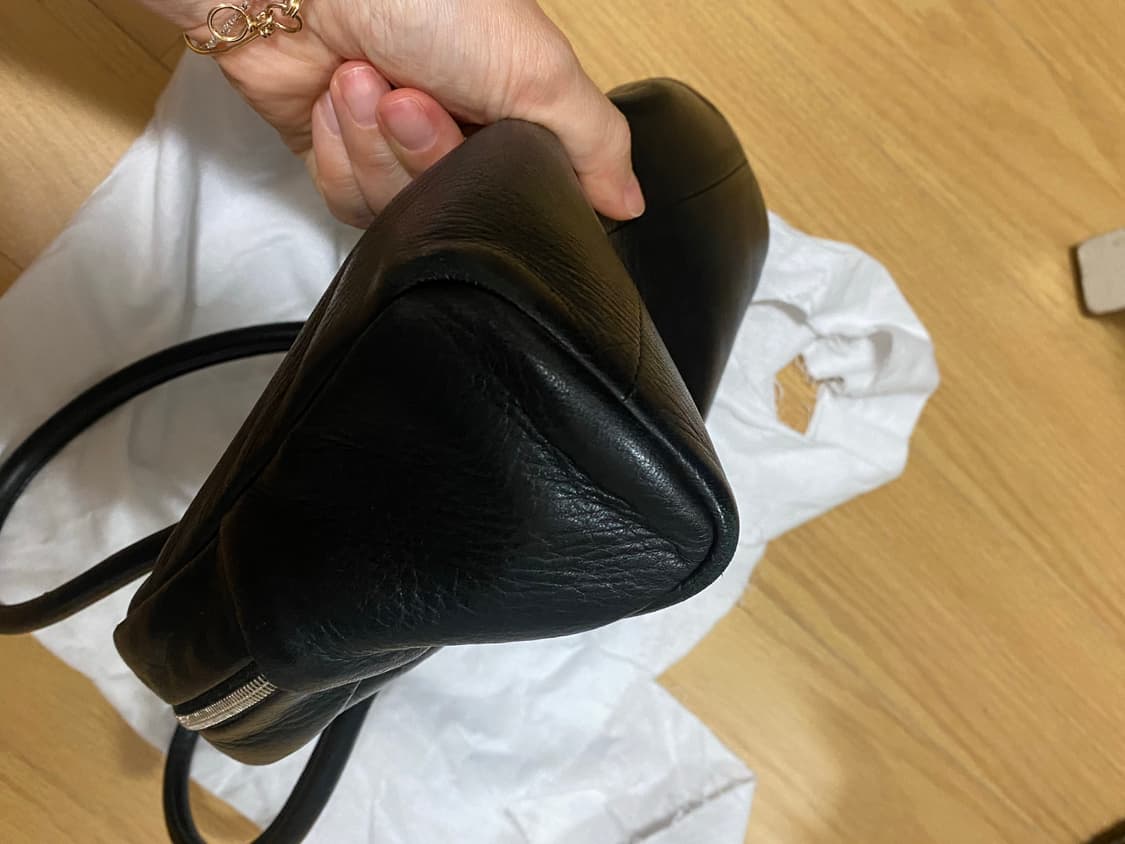 아에타 보스턴백 레더 스몰 정품 상품이미지8