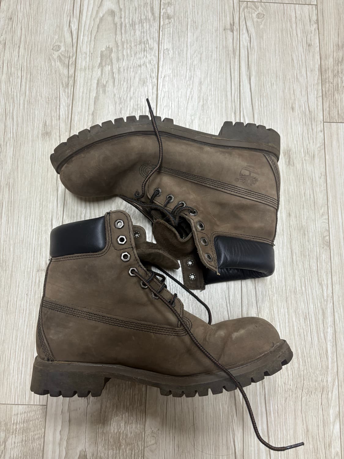 팀버랜드 프리미엄 6인치 워커 부츠 275 상품이미지3