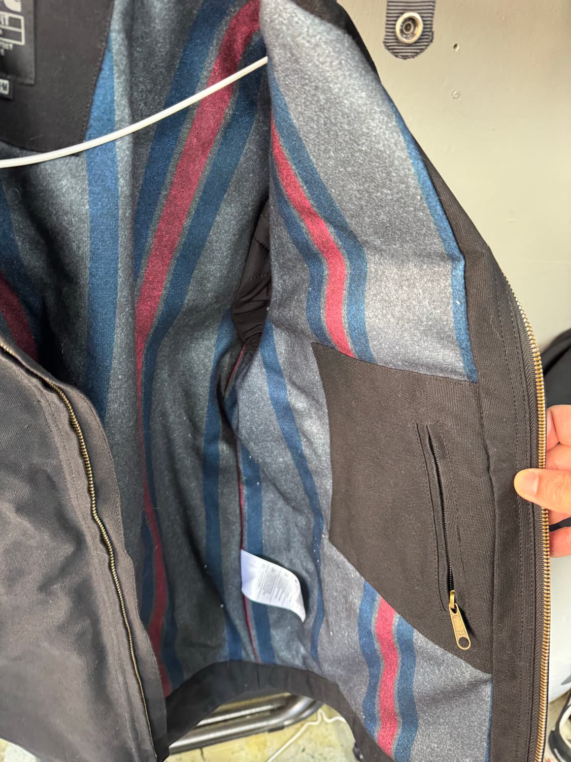 칼하트 디트로이트 자켓 M 상품이미지3