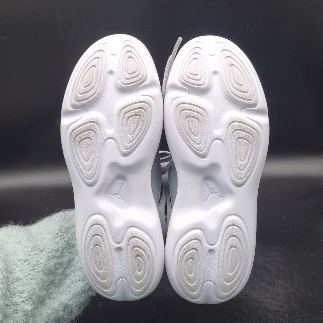 나이키 조던 플라이 89 여성 운동화230 상품이미지3