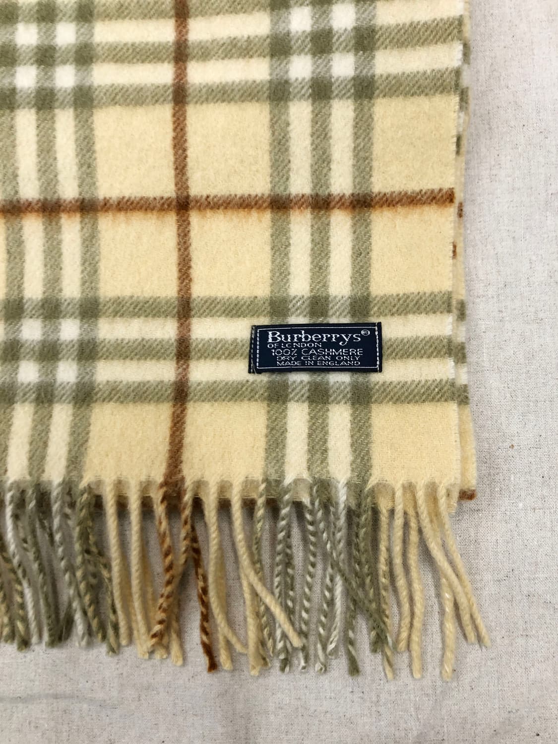 버버리 캐시미어100 머플러 상품이미지2