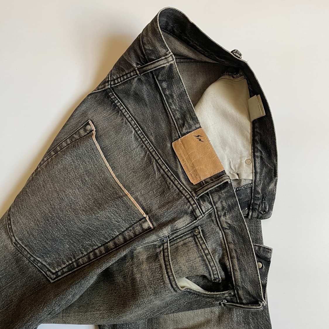 2000s Electric Cottage / Fragment 상품이미지1