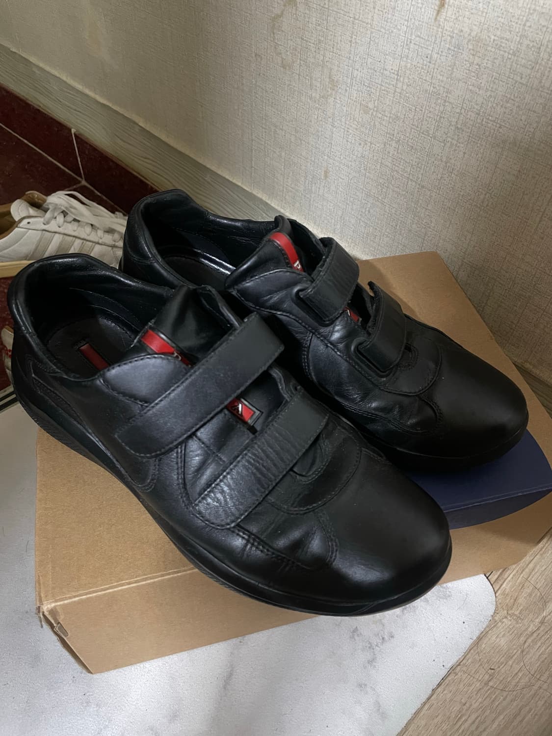 프라다 스포츠 레더  260~265 상품이미지1