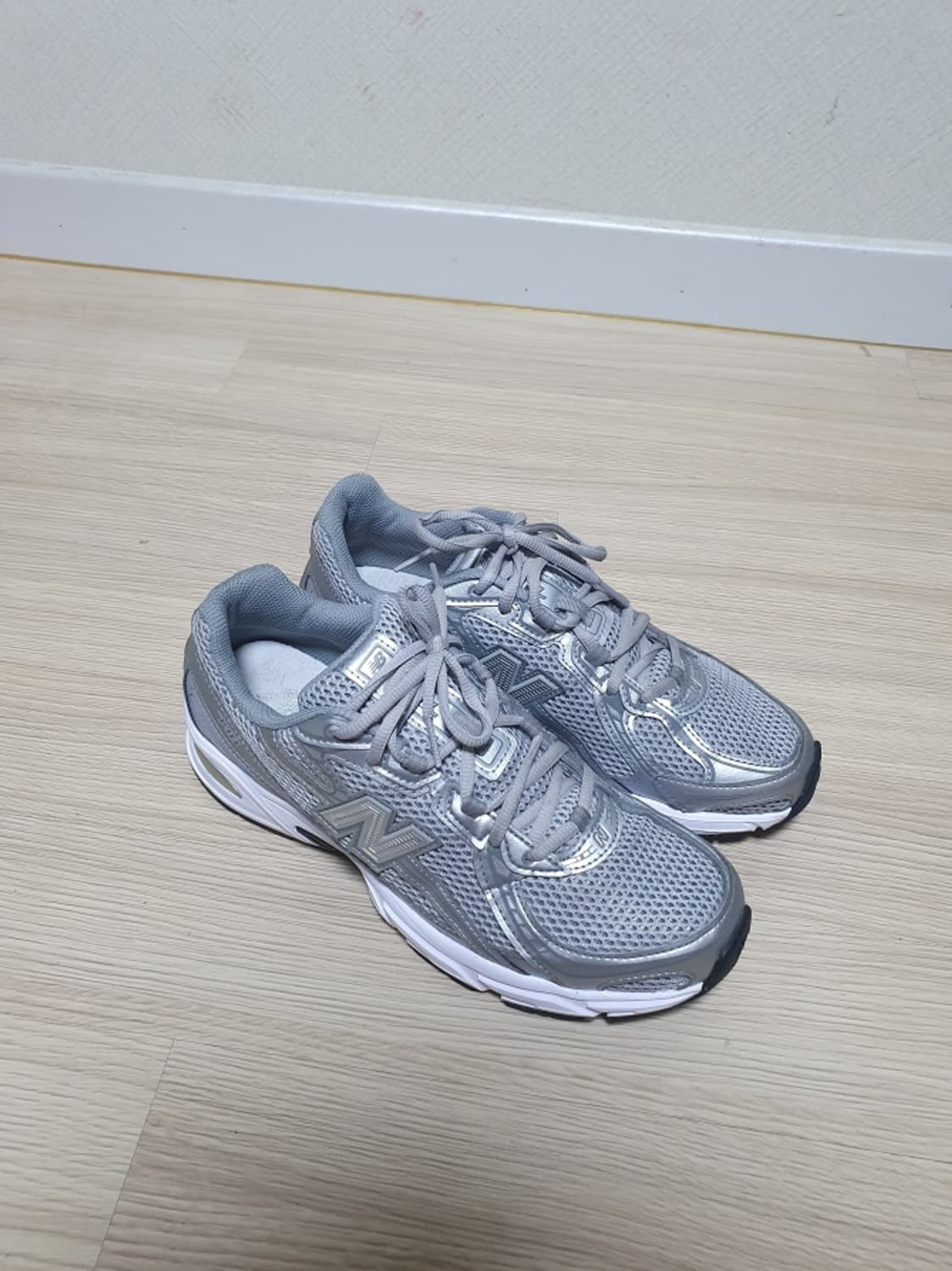 뉴발란스 740 운동화 265 상품이미지2