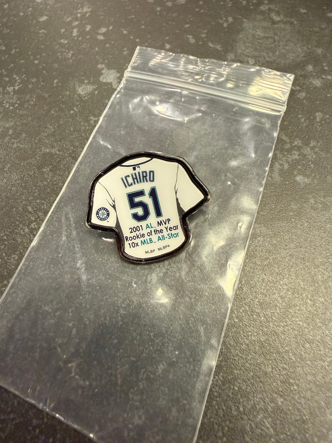 이치로 스즈키 시애틀 매리너스 51번 핀뱃지 (메이저리그 MLB 공식) 상품이미지1