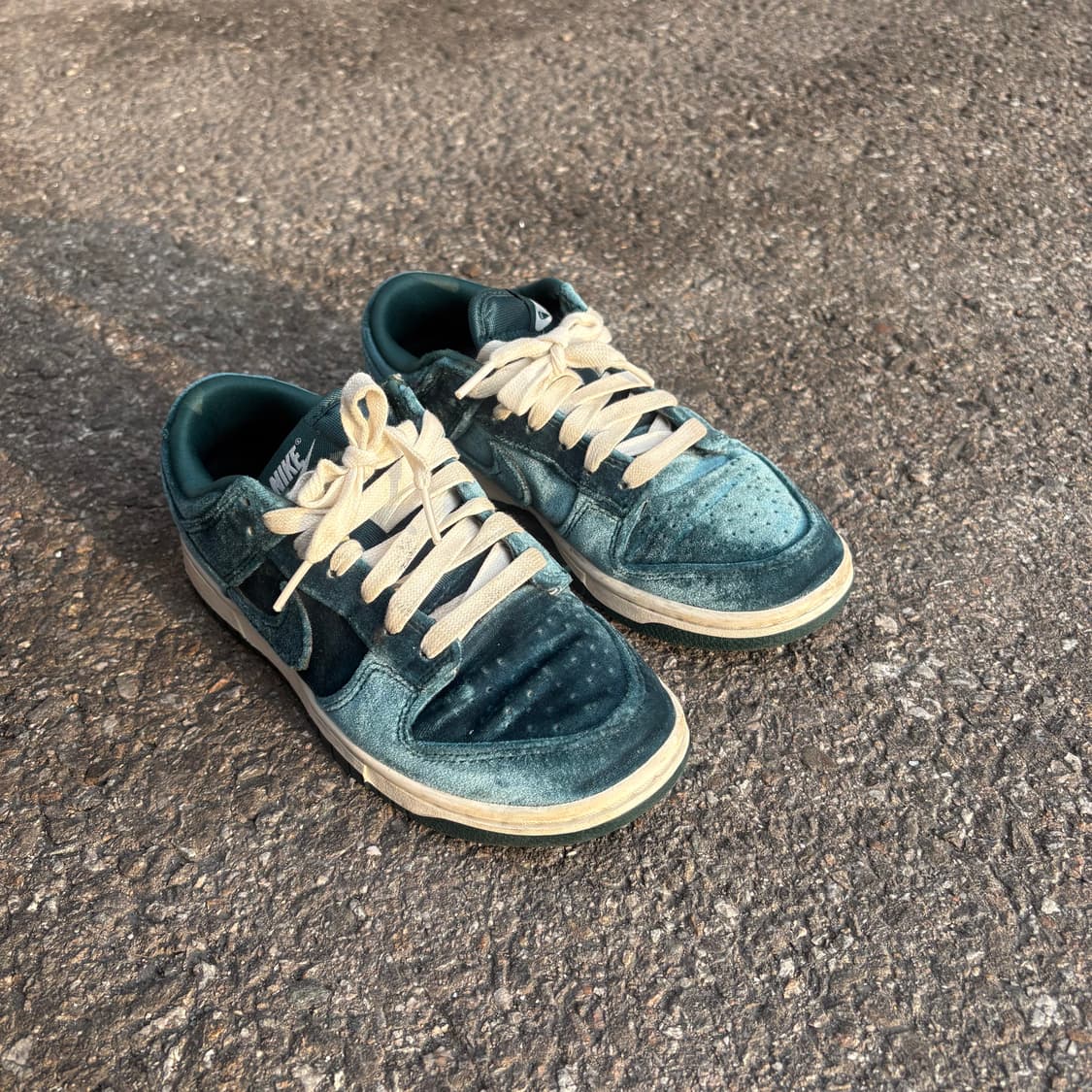 나이키 덩크 로우 아토믹 틸  상품이미지3