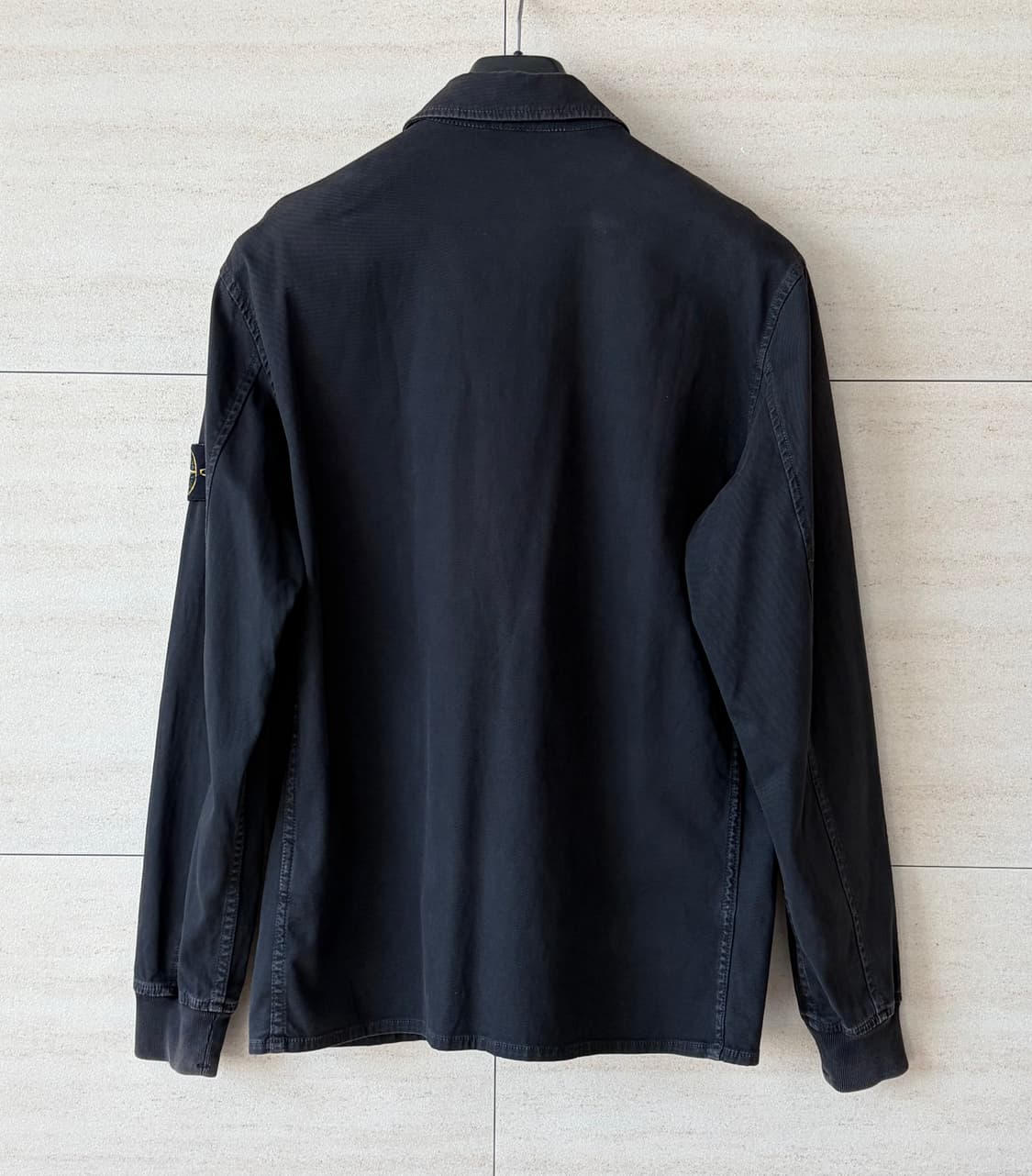 스톤아일랜드 가먼트다이드 올드이펙트 오버셔츠 상품이미지2