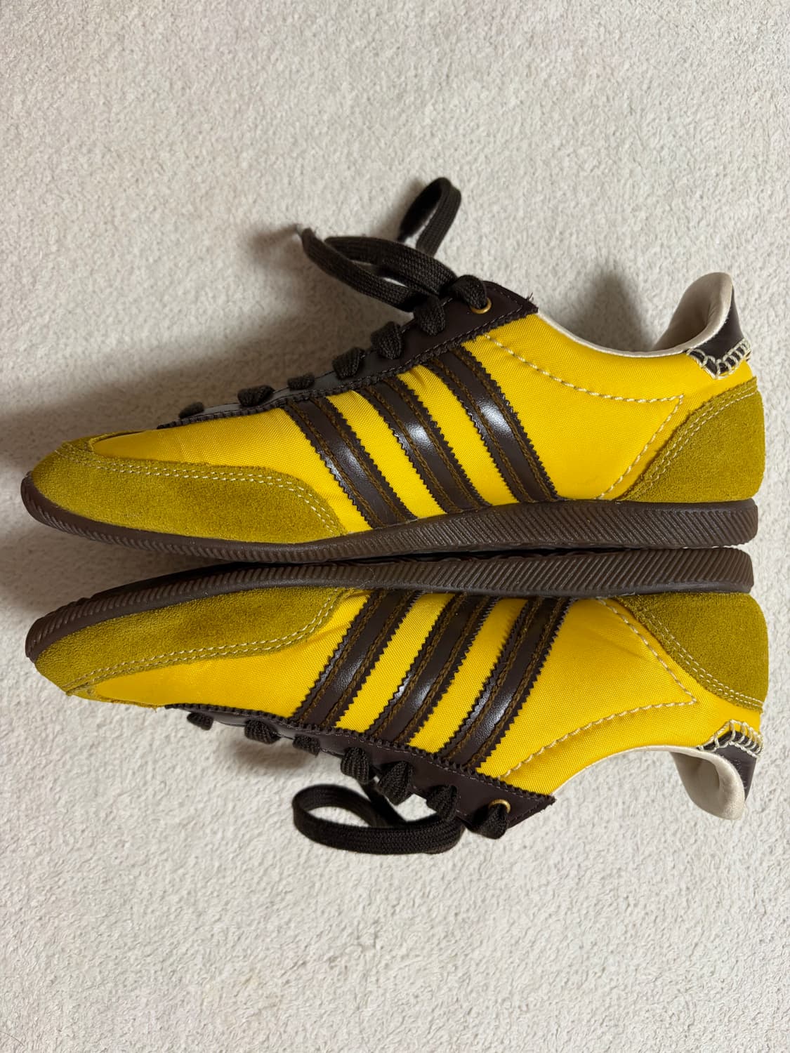 [235] 아디다스x웨일스 보너 재팬 슈즈 (헤이지 옐로우/다크 브라운) 상품이미지4