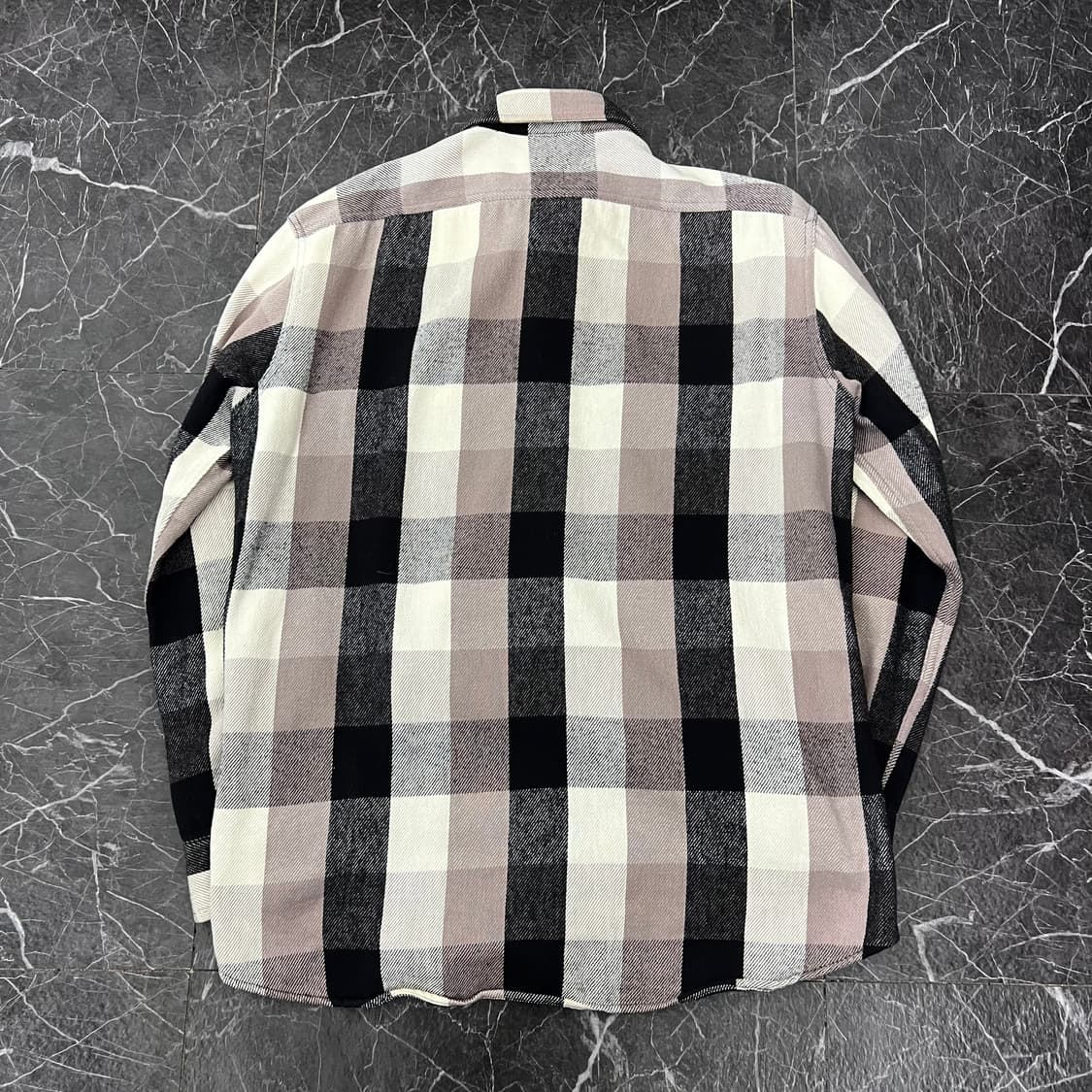 칼하트 헤비웨이트 플란넬 플래드 셔츠 상품이미지3