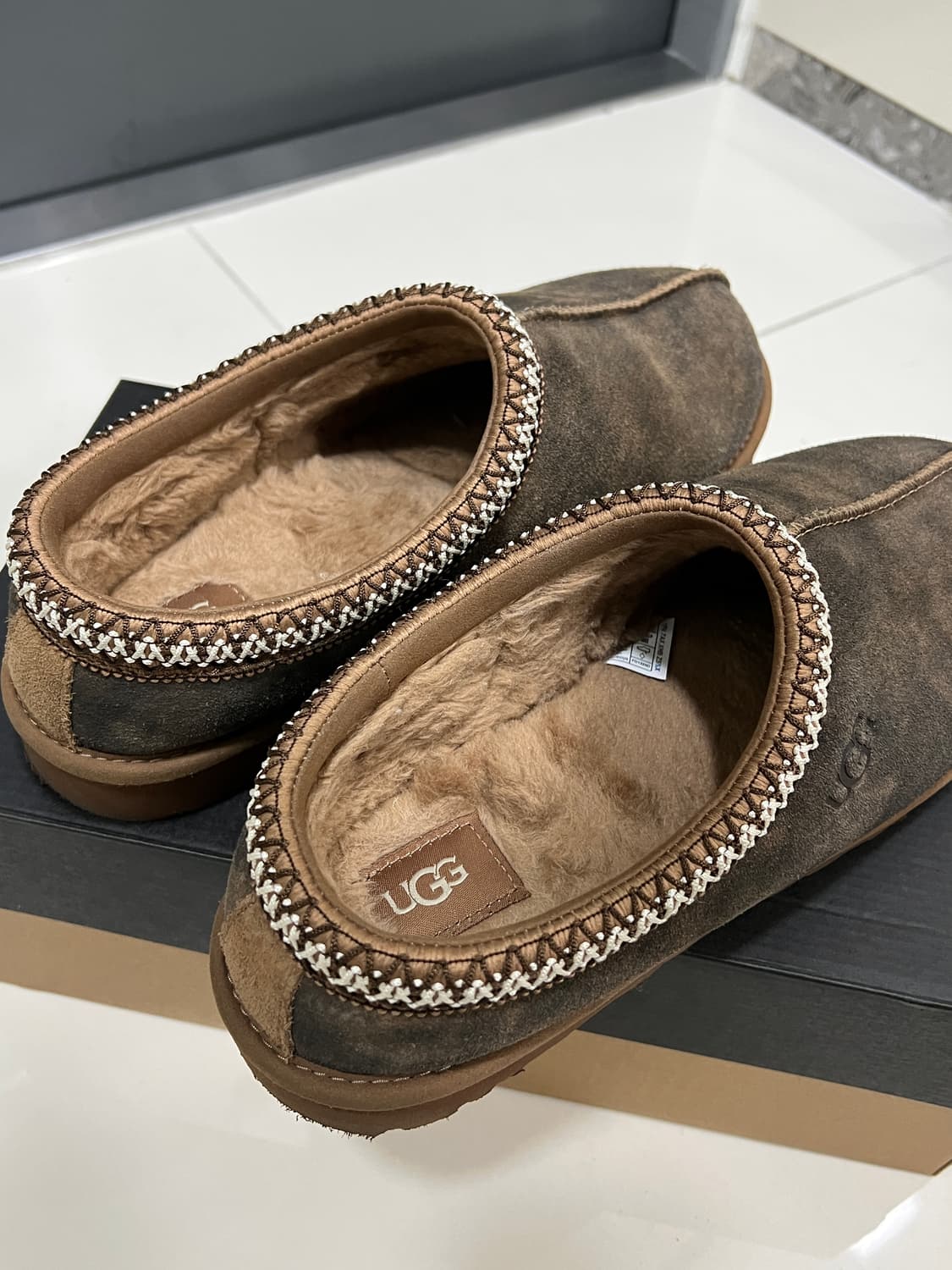 어그 타스만 박스터 체스트넛 270 상품이미지3