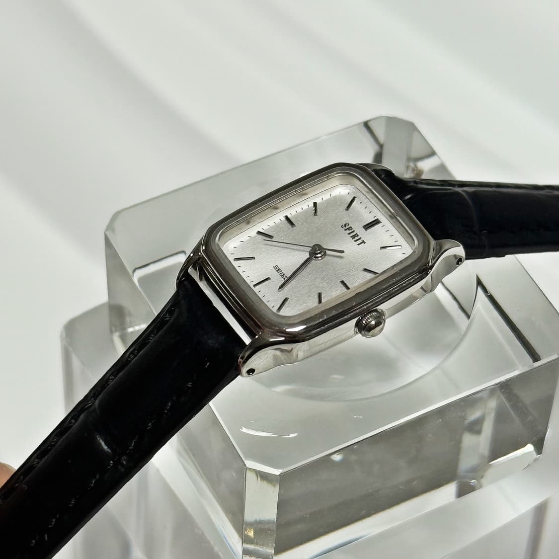 90s 빈티지 세이코 스피릿 실버 쿠션 스퀘어 워치 상품이미지6