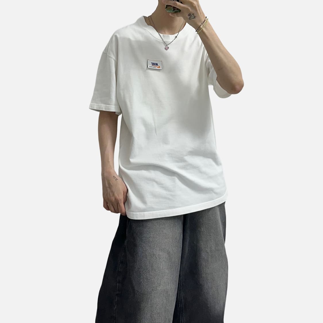 나이키 백로고 화이트 반팔티 상품이미지2