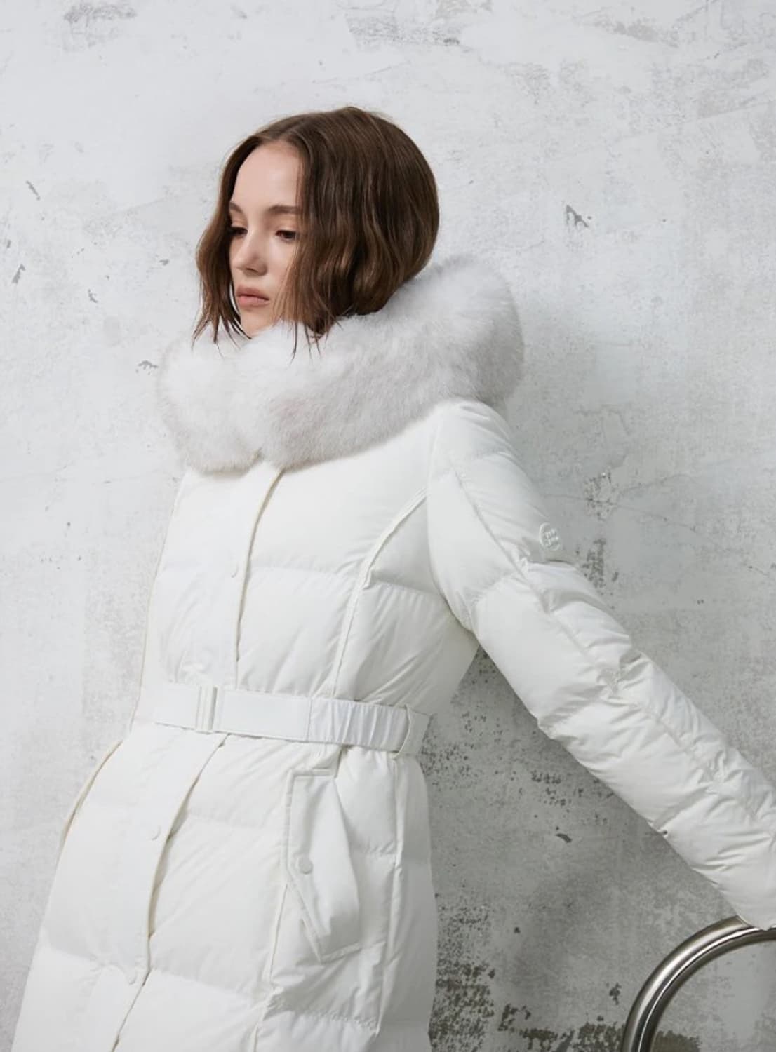 [새상품] 에고이스트 사가 폭스퍼 벨티드 구스다운 아이보리 상품이미지9