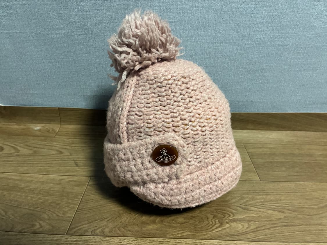 비비안웨스트우드 이어플랩 방울 비니 핑크 상품이미지5