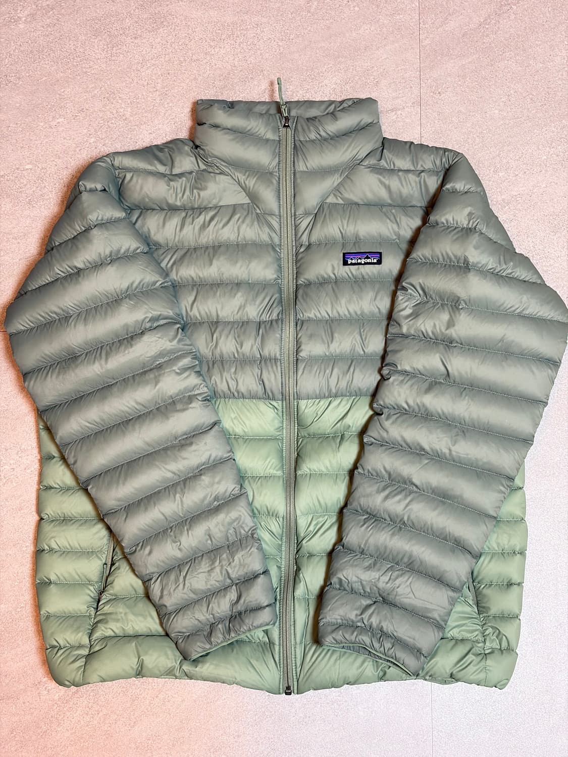 파타고니아 다운스웨터 경량 패딩 세이지그린 XL 상품이미지1