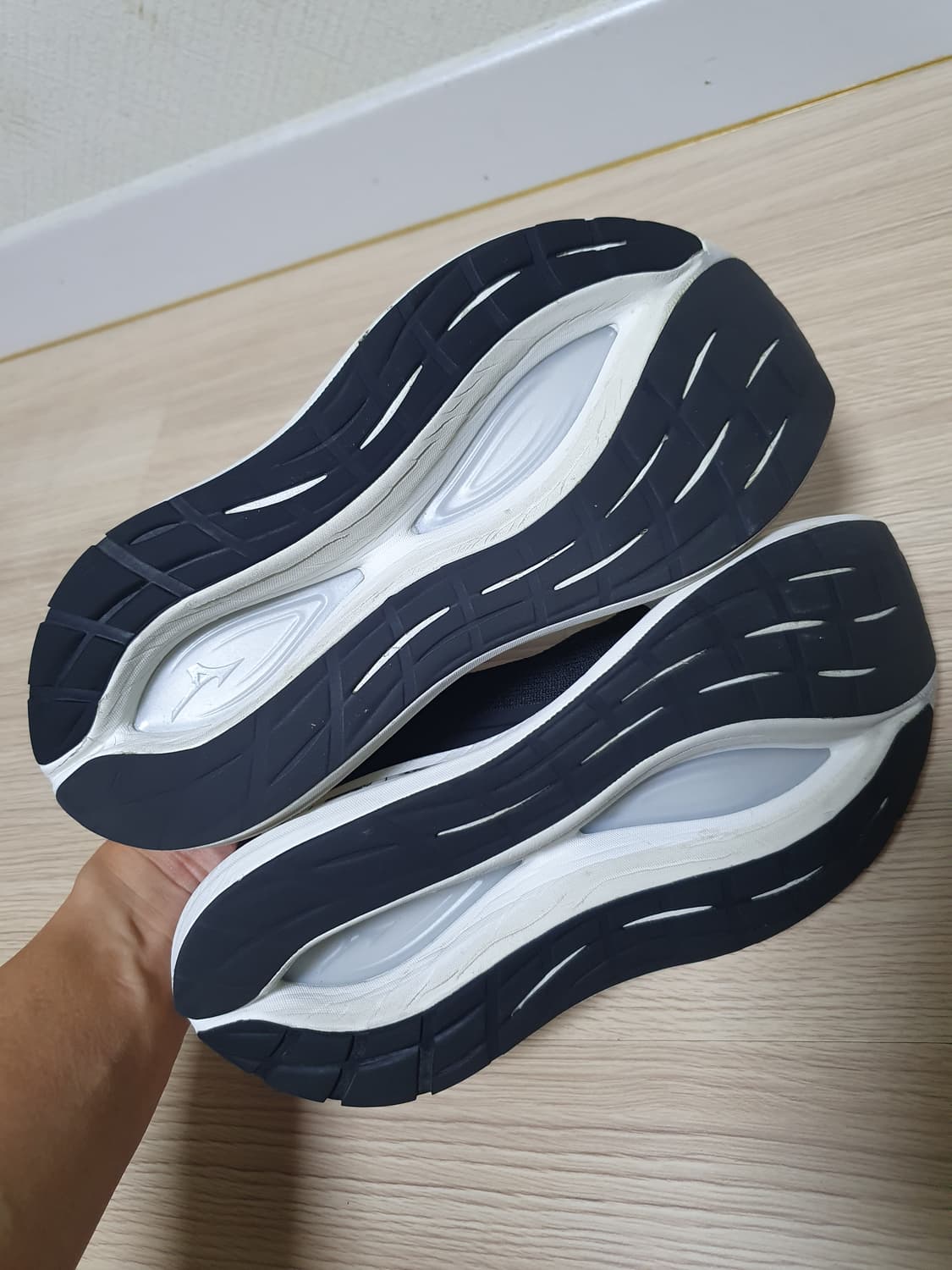 미즈노 네오 비스타2  러닝화 235 상품이미지7