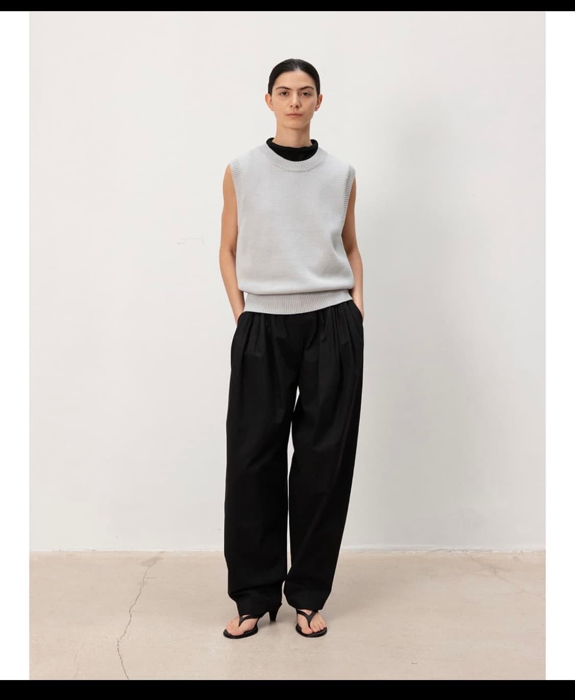 문달 Cotton Volume tuck pants 상품이미지1