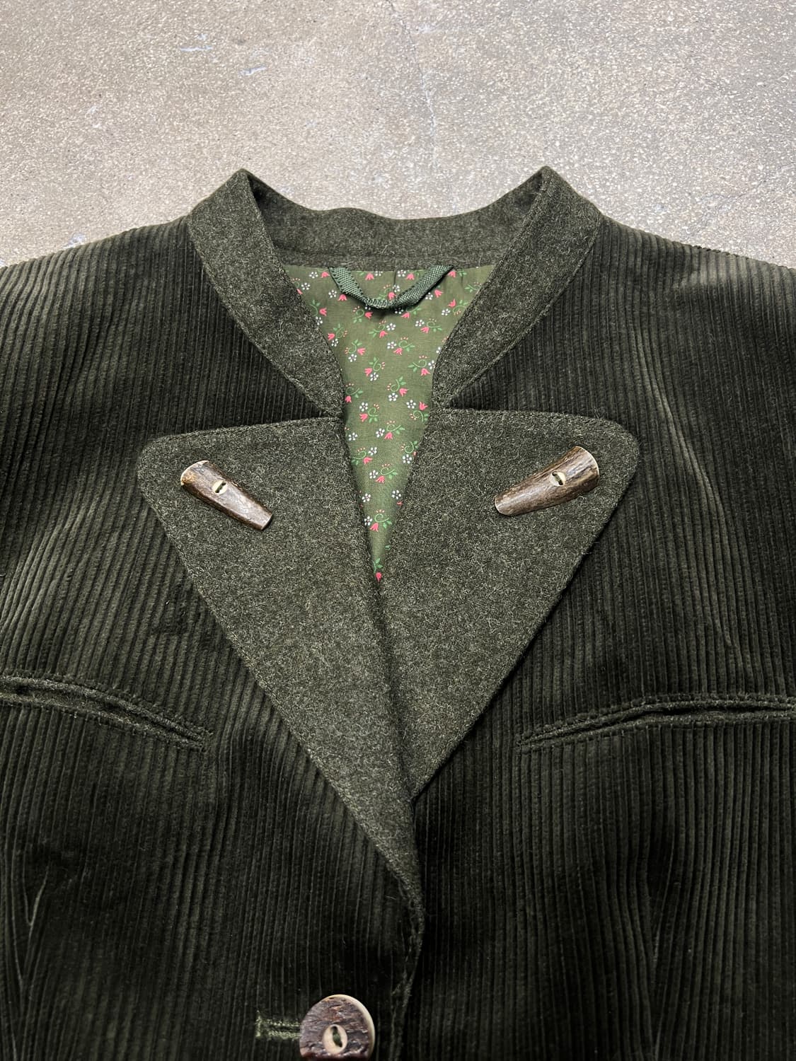 티롤리안 코듀로이 헌팅자켓 상품이미지3