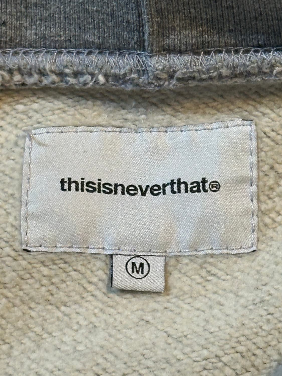 디스이즈네버댓 백로고 후드티 그레이 상품이미지6